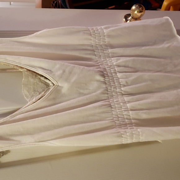 Ruffle Tank Top - Picture 5 of 6